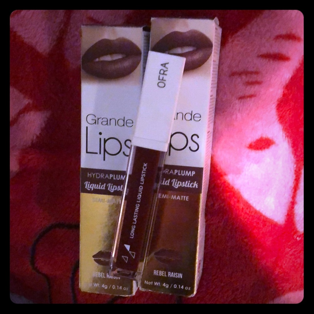 Ofra and Grande lips bundle